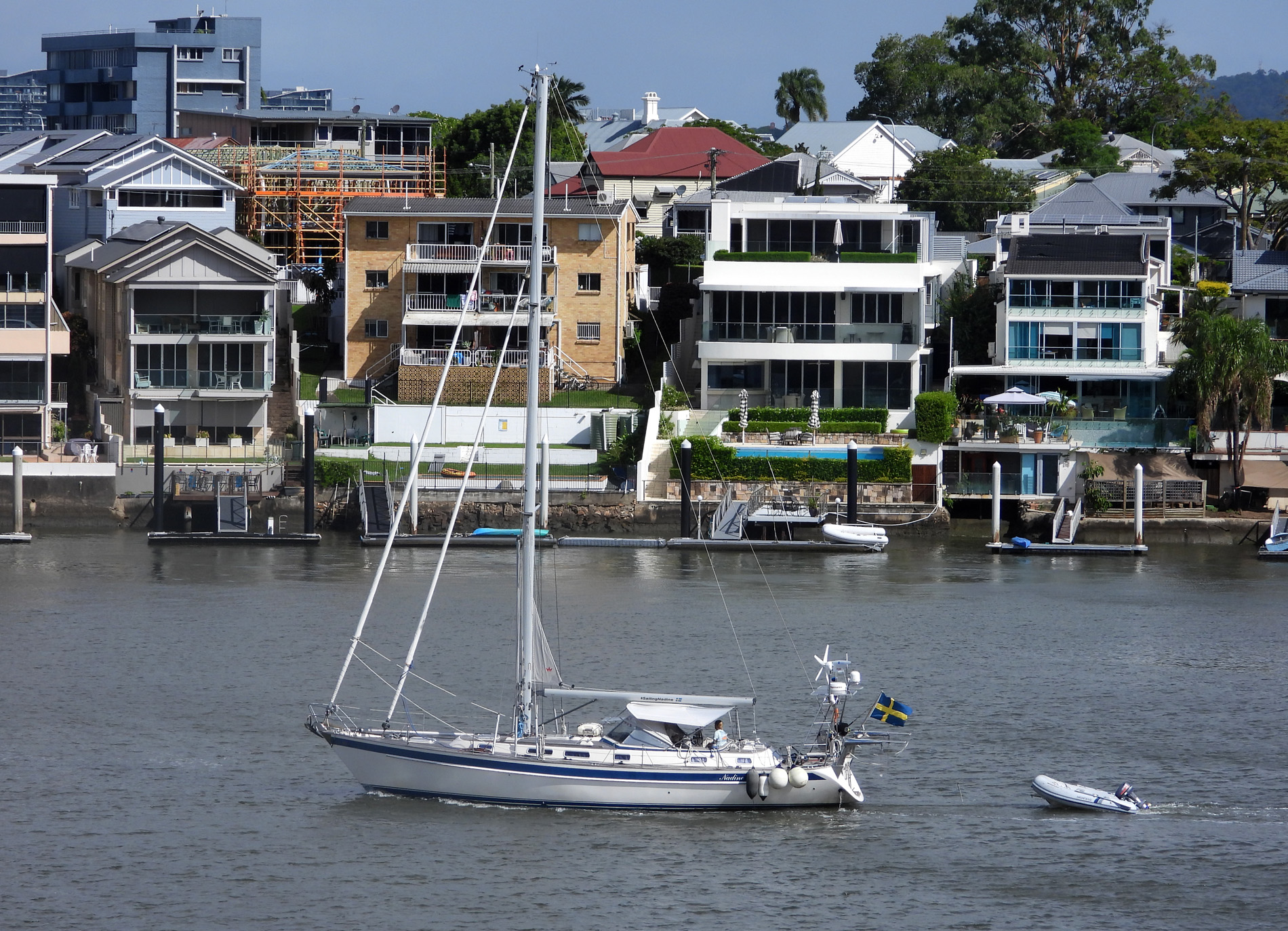 “Nadine”~ a Swedish family on a World Odyssey visit the Humbug Reach ~ 20th Feb 2021