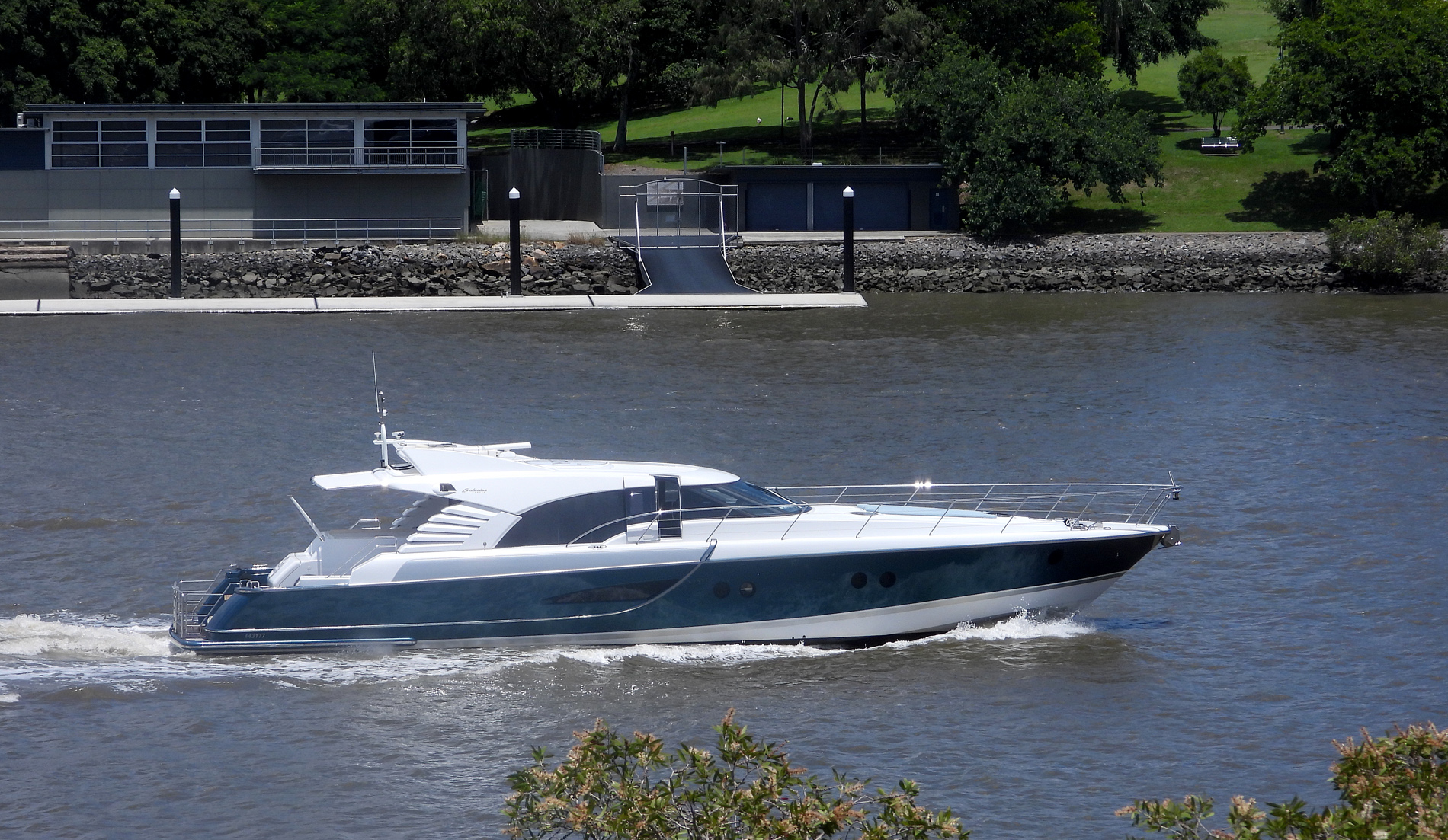 an Evolution Yacht – YOT Blue ~ 29 Jan 2022